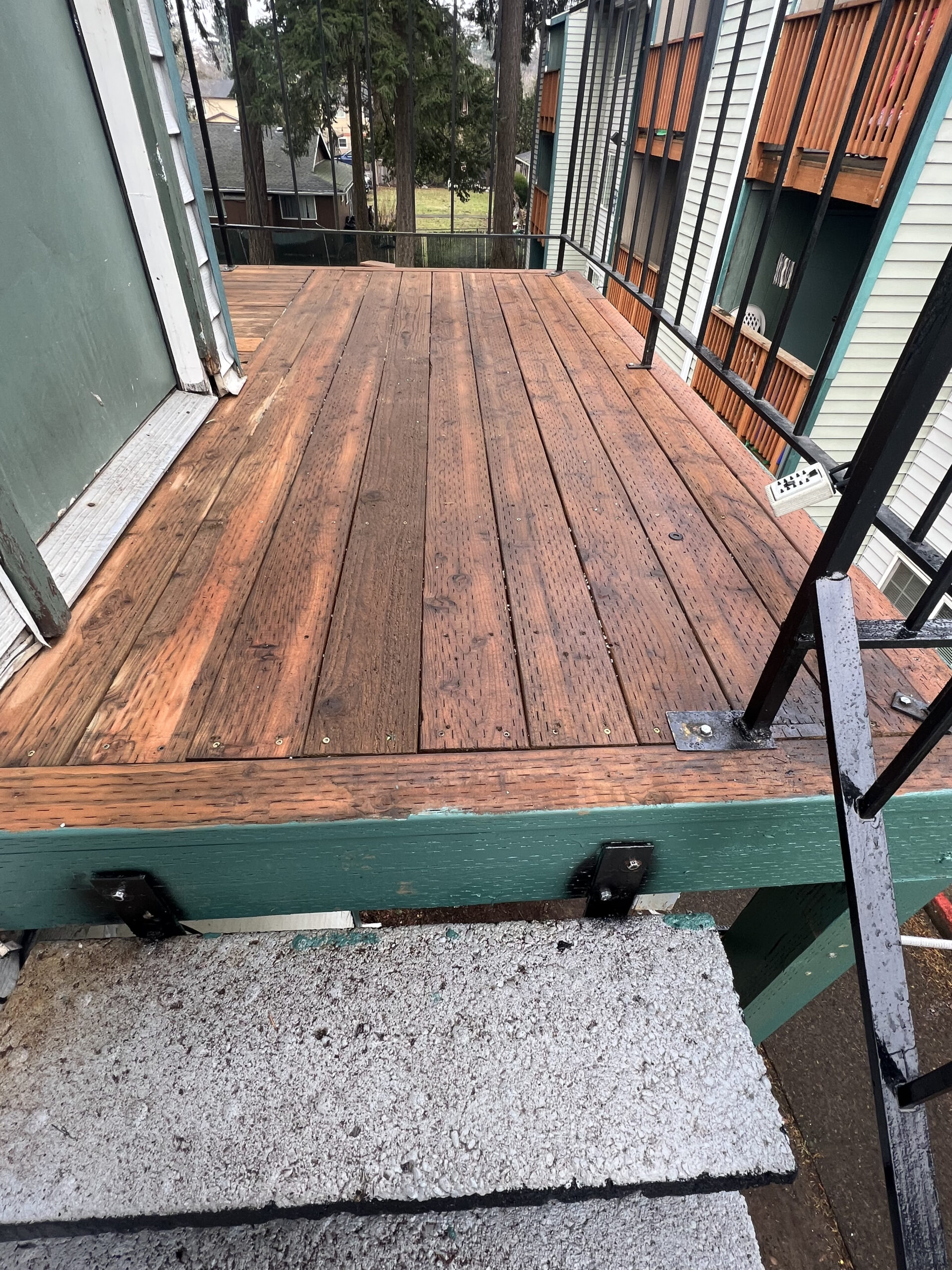 Finished Deck Portland Oregon-2