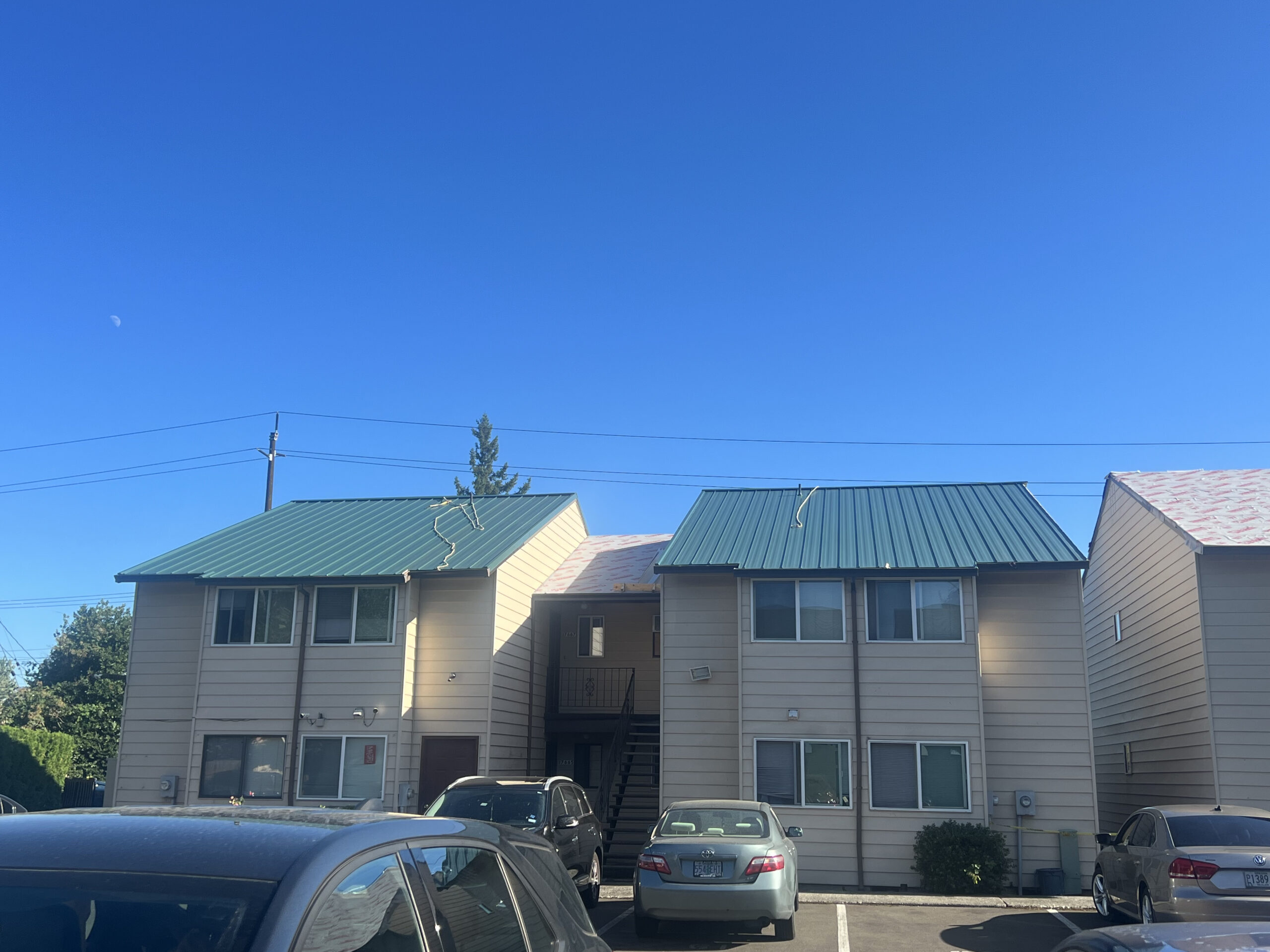Finished Roof Apartment Complex Portland Oregon-2