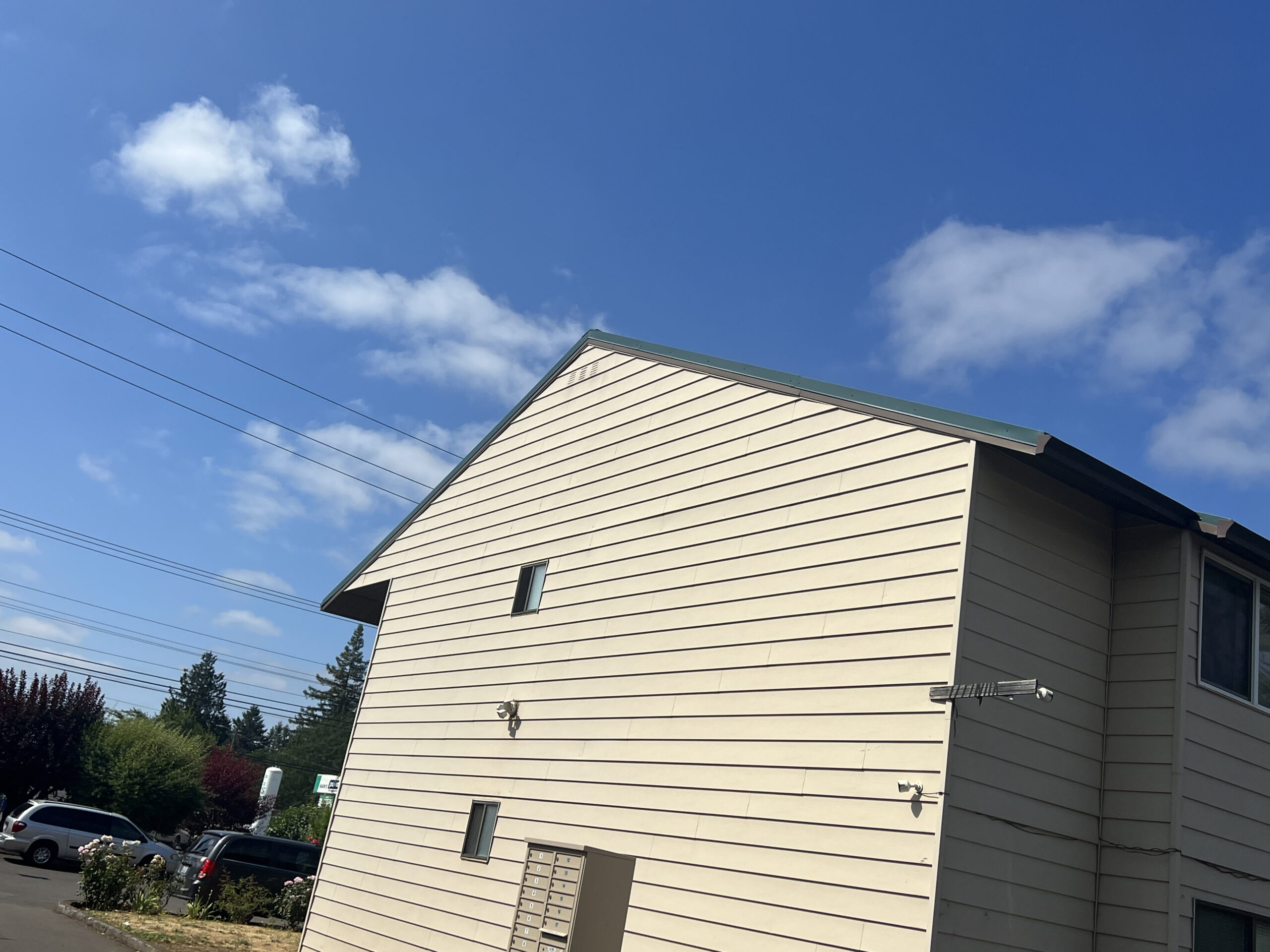 Finished Roof Apartment Complex Portland Oregon